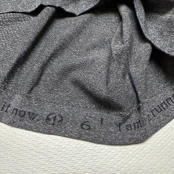 Lululemon Run: Swiftly Tech Long Sleeve in Heathered Inkwell Size 6 EUC - Picture 6 of 12